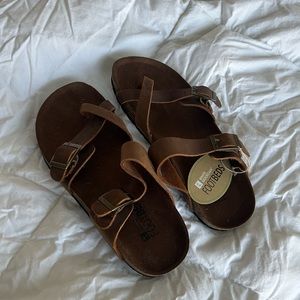 women’s brown sandals
